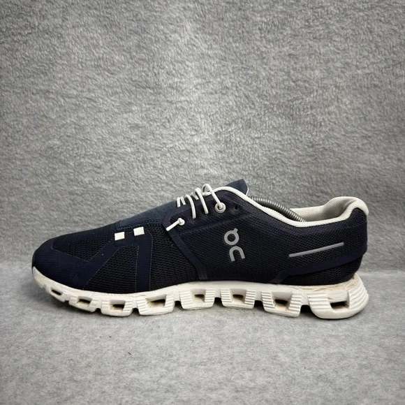 On Running Shoes Mens Size 9.5 Cloud 5 Navy Blue White Low Top Athletic Sneakers - Picture 7 of 10
